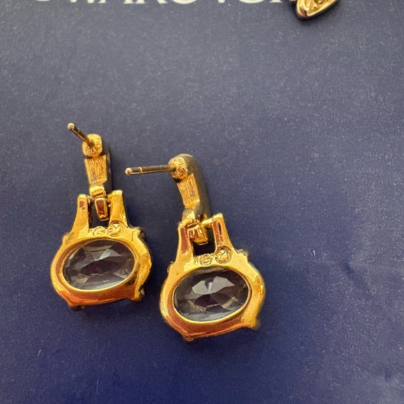 Swarovski Crystal Women's Bracelet, Chain and Earrings Set - Picture 5 of 7